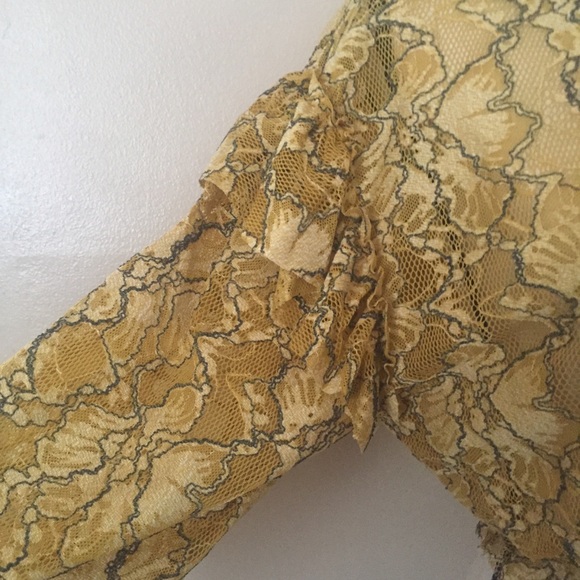 Zara yellow lace top. Small - Picture 3 of 5